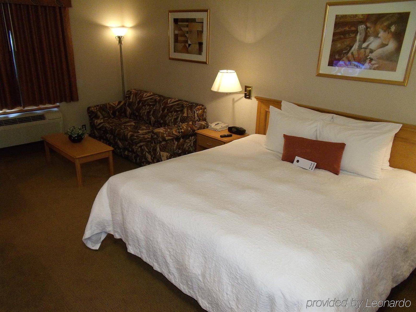 Humphry Inn And Suites Winnipeg Habitación foto
